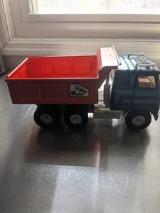 Vintage Ertl Pressed Steel Automatic Hydraulic Dump Truck International Transtar - Picture 1 of 5