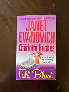 Full Blast by Janet Evanovich 2004 Paperback - Foto 1 di 3