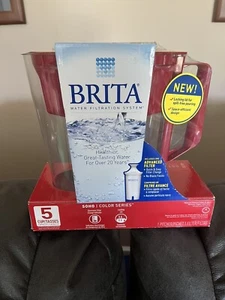 New Brita Water Filtration System RED Pitcher 5 Cup Capacity FILTER Space Saver - Picture 1 of 2