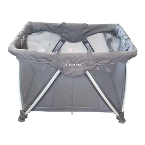 Nuna Sena Aire Spielplatz Granit tragbares Kinderbett Reisebett mit Box ohne Wechsler - Bild 1 von 9