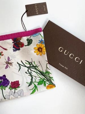New Gucci Scarf with Gift Box Flora Print Multicolor Pink Border Silk Wrap - Image 1 of 4