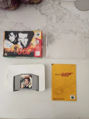 GoldenEye 007 Nintendo 64 N64, Nice Condition, Complete with Manual, AUS. PAL - Image 1 of 4