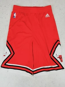 Chicago Bulls Adidas Boys Youth Basketball NBA Red Shorts Size 11 - 12 Y - Picture 1 of 9