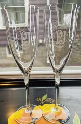 Flauta de champán Perrier Jouet blanca PJ Francia rara vajilla firmada juego de 2 Foto 1 de 4