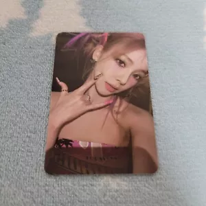 Tarjeta Fotográfica Oficial Aespa 3er Mini Álbum MI MUNDO Karina Tipo-6 (2 - Imagen 1 de 2