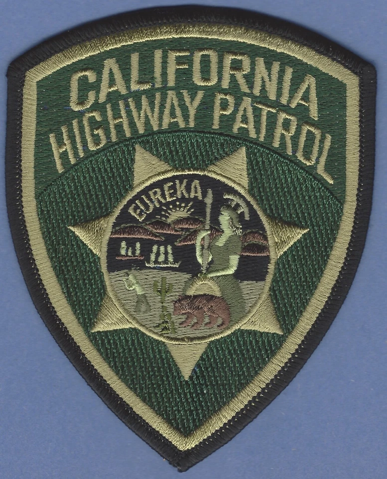 PARCHE TÁCTICO DE HOMBRO PATRULLA DE CARRETERAS DE CALIFORNIA VERDE Foto 1 de 1
