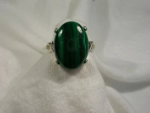 Women's 18x13mm Malachite Sz 8 - Picture 1 of 1