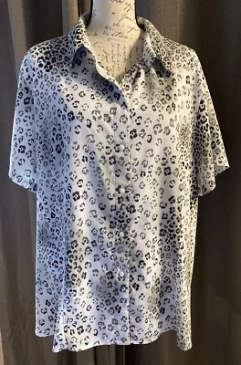 Blusa COVINGTON MUJER Manga Corta Cuello Abotonado Estampado Animal 24-26W Foto 1 de 4