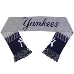 New York Yankees Reversible Scarf Knit Winter Neck NEW - Split Logo - Picture 1 of 2