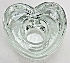 Juego de 6 candelabros cónicos de vidrio transparente en forma de corazón - Imagen 1 de 7