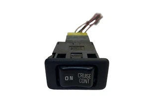 1997-1999 Nissan Pathfinder Infiniti I30 OEM cruise control switch 96 97 98 99 - Picture 1 of 6