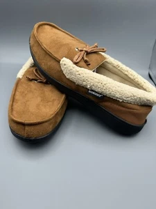 isotoner Men's, Advanced Gel Infused Memory Foam Cognac Slipper Size 13-14 - Picture 1 of 3