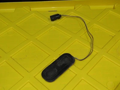 Chevrolet Equinox 2010-2017 OEM escotilla trasera interruptor de liberación botón 12 13 14 15 16 Foto 1 de 3