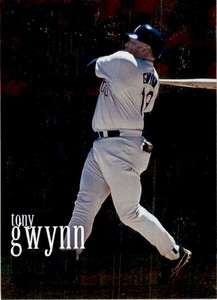 2000 Topps Tony Gwynn Baseball Cards #229
