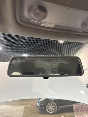 Used Front Center Interior Rear View Mirror fits: 2017 Volkswagen Tiguan manual - Image 1 of 4