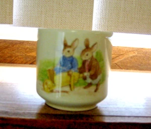 Vintage Royal Doulton Bunnykins egg cup - 1988- Ex. used - 2" tall x 1 3/4" - Picture 1 of 3