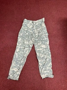 PANTALONE MILITARE ACU DIGITAL CAMO GEN III LIVELLO 5 TAGLIA SMALL CORTO - Foto 1 di 9