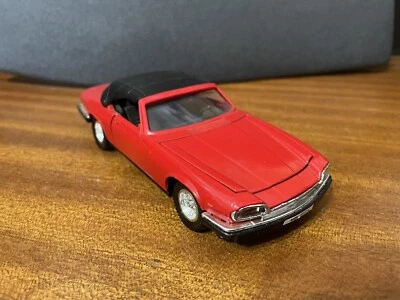 Polistil 1/25 Jaguar XJS Convertible - Red - Image 1 of 4