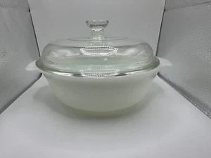 Plato cubierto White Anchor Hocking #436 con tapa para 1 cuarto de galón - Imagen 1 de 6