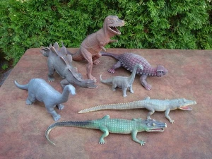 Konvolut prähistorische Dinosaurier und Alligator Figuren von Dur Mei (1986) und andere - Bild 1 von 13