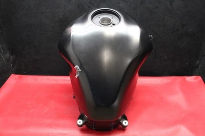 Tanque ZR900 OEM daños lado izquierdo Foto 1 de 4