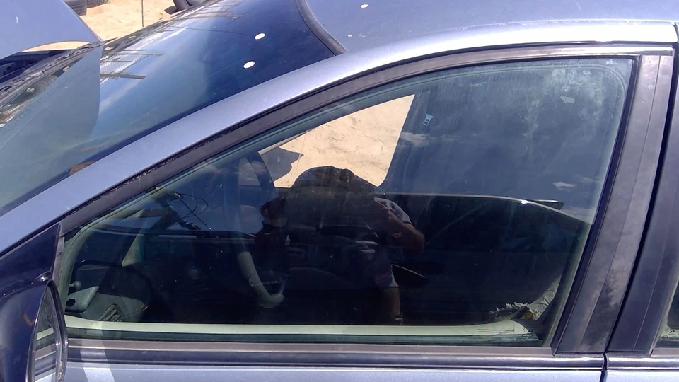 Saturn Sl1 2000-2002 sedán conductor ventana delantera izquierda puerta vidrio OEM 21172003 Foto 1 de 4