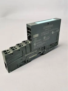 Siemens 6ES7 131-4BF00-0AA0 / 6ES7131-4BF00-0AA0 inkl. Sockel - Picture 1 of 3
