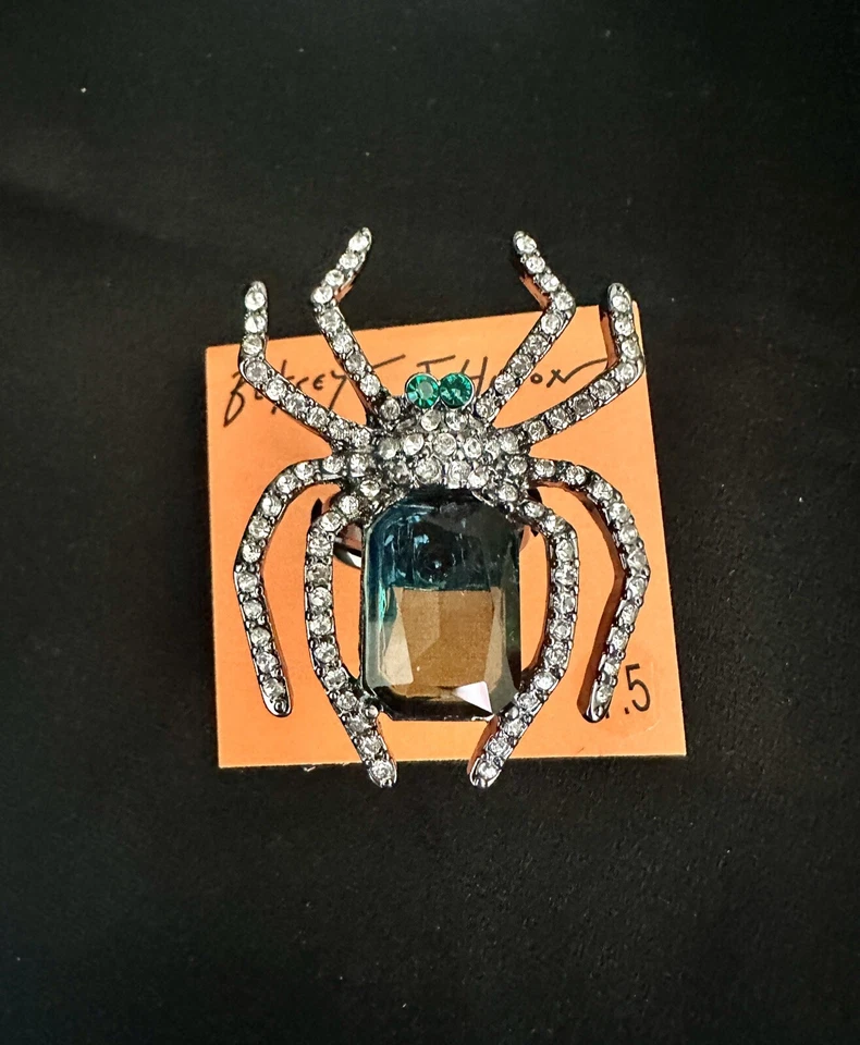 Betsy Johnson Crystal Spider Ring / Green Emerald Size 7.5  Foto 1 de 4