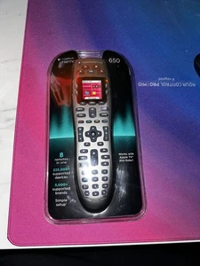 Logitech Harmony 650 Universal Remote Control 915-000159 New Sealed Color Screen - Picture 1 of 2
