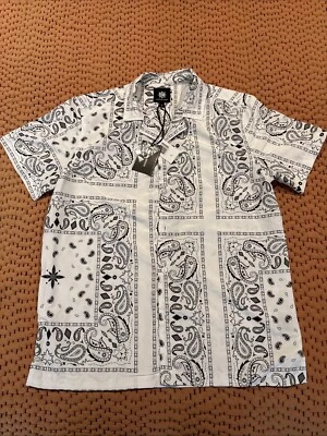 Bleeker&Mercer Men’s L Paisley Print Short Sleeve Shirt  - Image 1 of 4