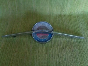 Pontiac 1954 capó emblema adorno 54 - Imagen 1 de 5