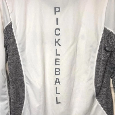 ¡ROCAS PICKLEBALL! Camisa técnica manga larga grande mujer blanca cuello en V Foto 1 de 4