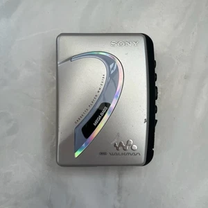 DIFETTOSO Sony Walkman WM-EX194 Lettore Cassette Portatile - Ricambi/Riparazioni - Foto 1 di 5