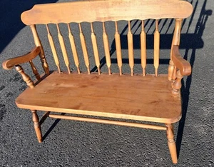 Vintage Deacon's Bench ~ Colonial Cottage Style ~ Arrow Back With Arm Rests - Picture 1 of 8