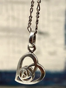 Vintage 925 Sterling Silver Heart Pendant 4g - Picture 1 of 9