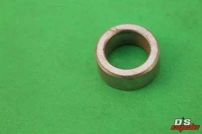 NOS KAWASAKI H1 W1 W2 KH W1SS W2SS 1966-76 Axle Oil Seal Collar 41069-009 - Image 1 of 4