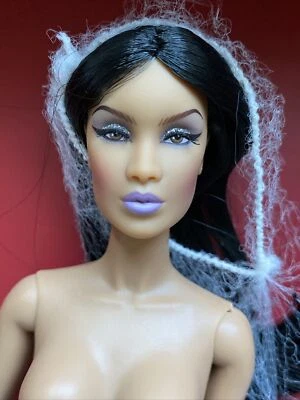 FR FASHION ROYALTY Integrity Toys METEOR Keeki Adaeze BONECA NUA PÓS-BRILHO + Caixa - Imagem 1 de 4