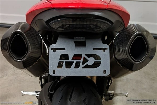 2016-2020 Triumph Speed Triple R S RS Fender Eliminator Tidy Tail + LED Light - Image 1 of 1