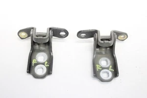 2018-2025 CHEVROLET TRAVERSE FRONT LEFT SIDE LOWER & UPPER DOOR HINGE SET OEM - Picture 1 of 5