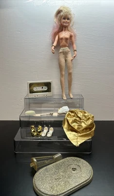 De colección Hasbro Jem GLITTER N GOLD Muñeca Soporte 1987 12" HOLOGRAMAS D1 Foto 1 de 4