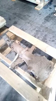 Conjunto de portador diferencial usado se adapta a: Subaru Forester 2010 trasero SW 2,5 L MT 4. Foto 1 de 4