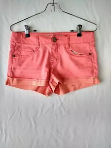 Lei Shorts Juniors Size 3 Green ASHLEY Low Rise Cuffed Denim Short Shorts - Picture 1 of 11