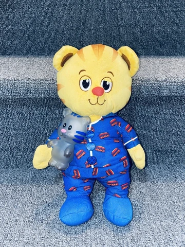 GOODNIGHT DANIEL TIGER 11" BEDTIME PLUSH W/LIGHT-UP TIGEY Pajamas Doll Night Toy Cover