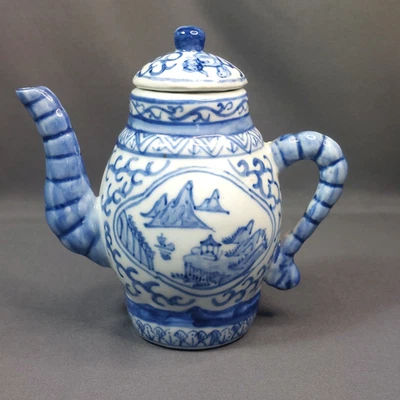 Qing Dynasty-Yongzheng Period Handpainted Blue/Wh Chinese Landscape Mini Teapot - Image 1 of 4