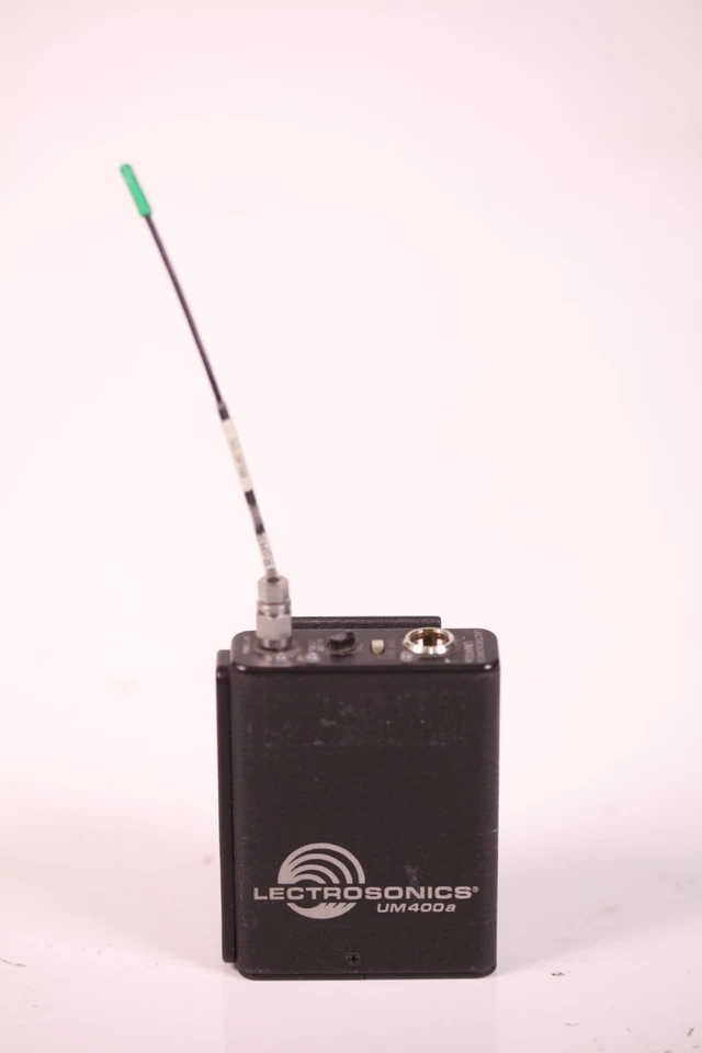Lectrosonics UM400A Belt Pack Transmitter Block 25 - Image 1 of 4