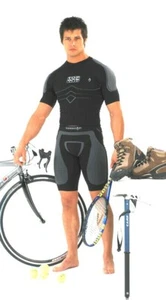 OffertissimaSottoTutaTermicaDivisibile pantalone Corto3/4 MagliaManicacortalunga - Foto 1 di 9