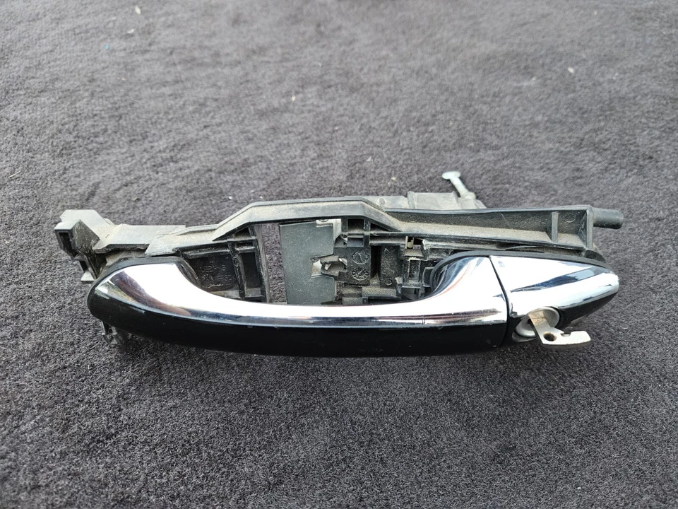 Mercedes-Benz CLS500 C219 2004-2010 ~ MANIJA PUERTA DELANTERA IZQUIERDA ~ A2197600570 Foto 1 de 4