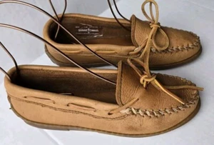 Minnetonka Moccasins Womens Moosehide Classic Natural Slip On Shoes Size 7.5 - Picture 1 of 4