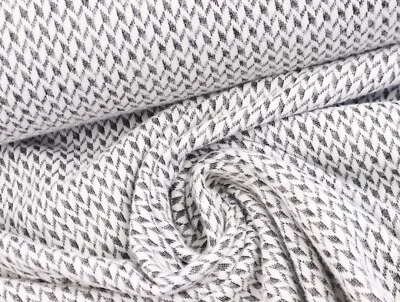 JACQUARD Strick Stoff super weich geometrische Muster SCHWARZ/WEIß EUR 19,98/m - Bild 1 von 3