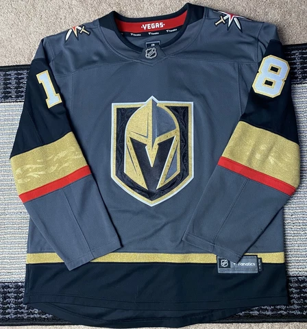 Fanatics Vegas Golden Knights James Neal #18 Size XL great condition Cover